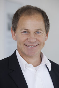 Hjalmar Vierle, Geschäftsführer